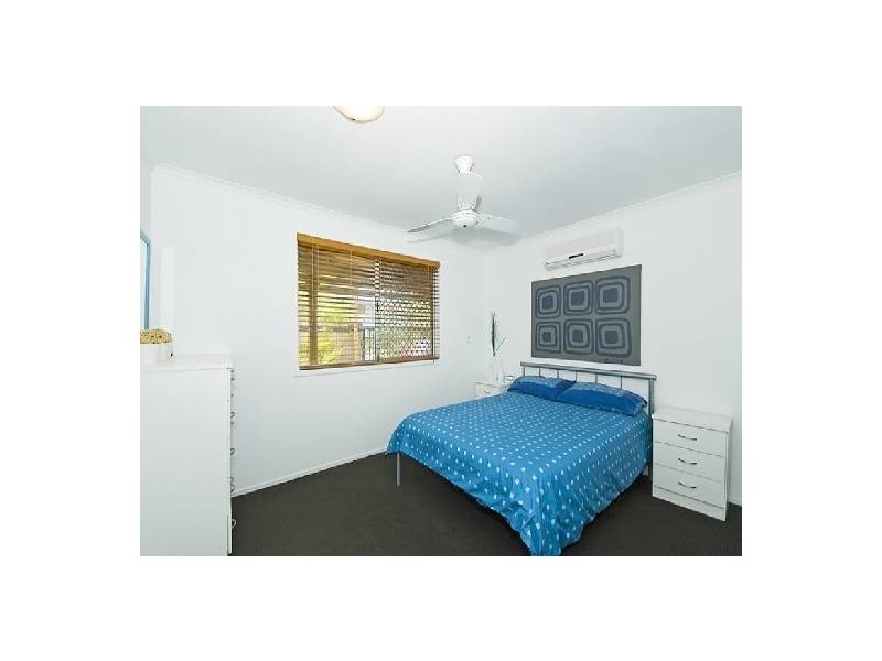 1 Brier Cres, Varsity Lakes QLD 4227