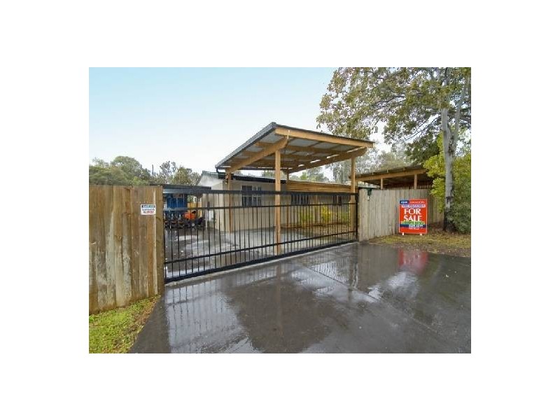 1 Brier Cres, Varsity Lakes QLD 4227