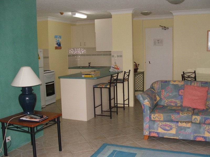 6C “Burleigh Beach Tower” 52 Goodwin Terrace , Burleigh Heads QLD 4220