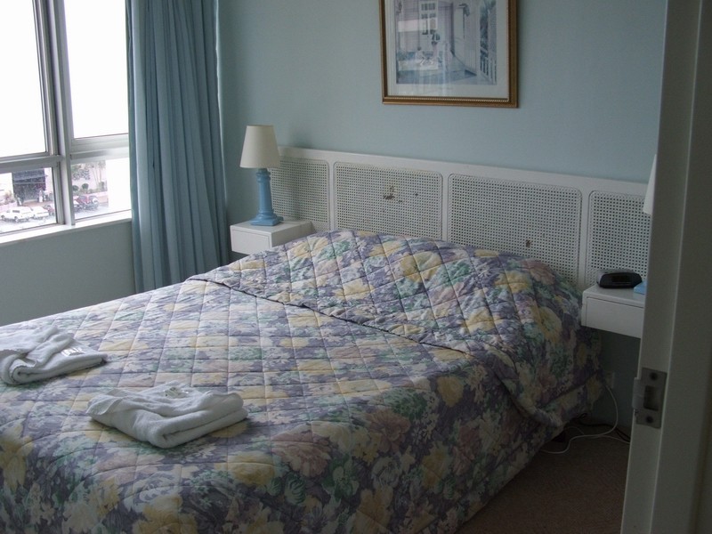 6C “Burleigh Beach Tower” 52 Goodwin Terrace , Burleigh Heads QLD 4220