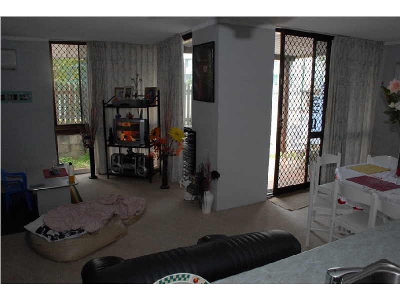 2 “Burleigh Palms” 1849 Gold Coast Highway , Burleigh Heads QLD 4220