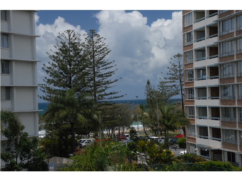 301 “Burleigh Gardens North” 1855 Gold Coast Highway , Burleigh Heads QLD 4220
