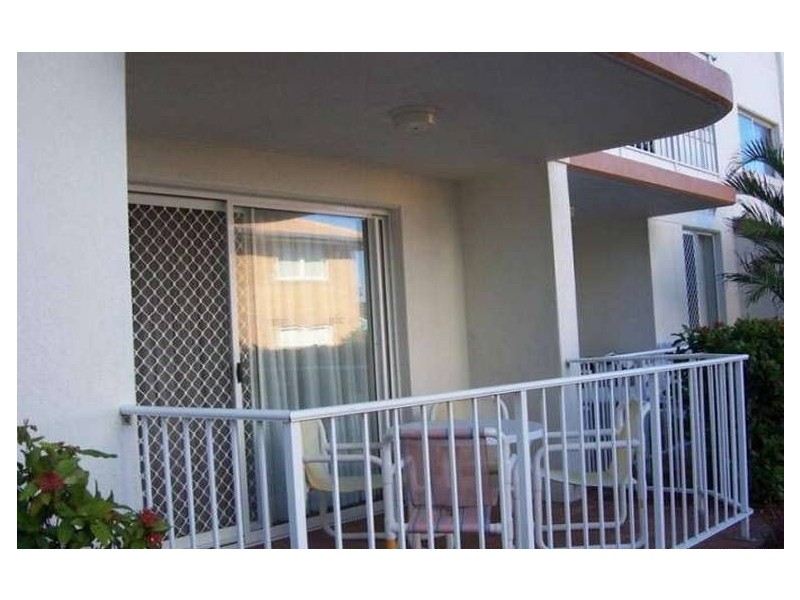 3 “Burleigh Point” 300 The Esplanade , Miami QLD 4220