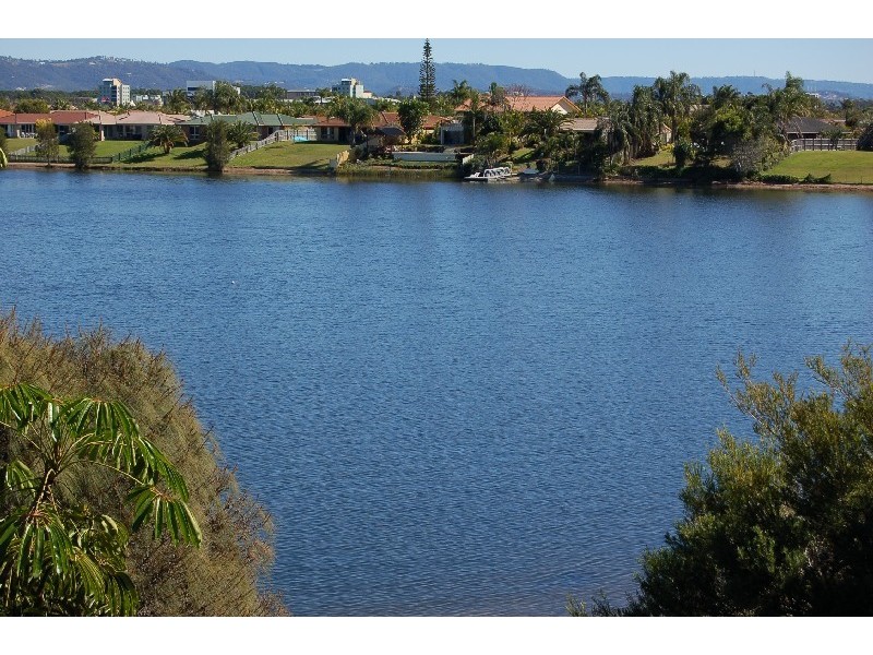 46 “Burleigh Shores” 20 Barbet Street, Burleigh Waters QLD 4220