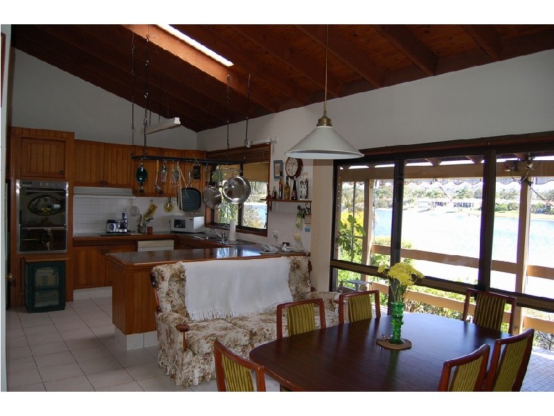 78 Burleigh Street, Burleigh Waters QLD 4220