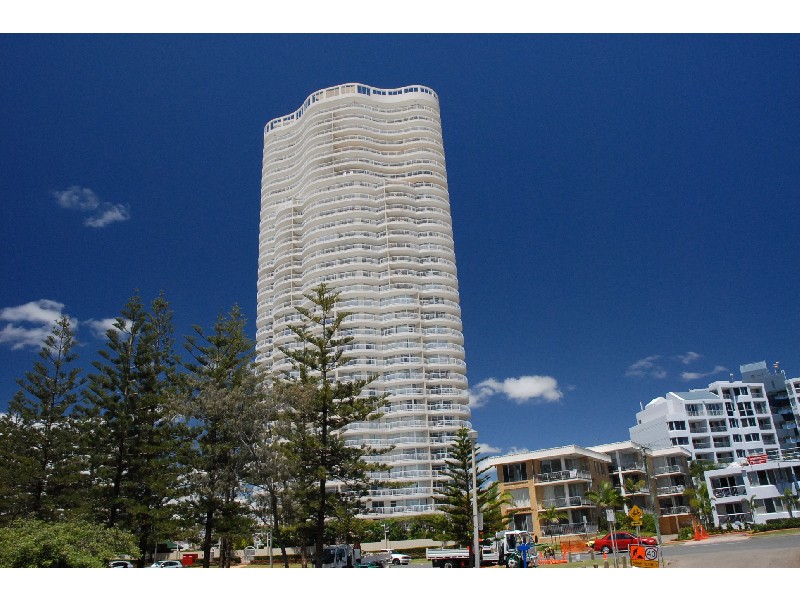 22E “Burleigh Surf” 238 The Esplanade, Miami QLD 4220