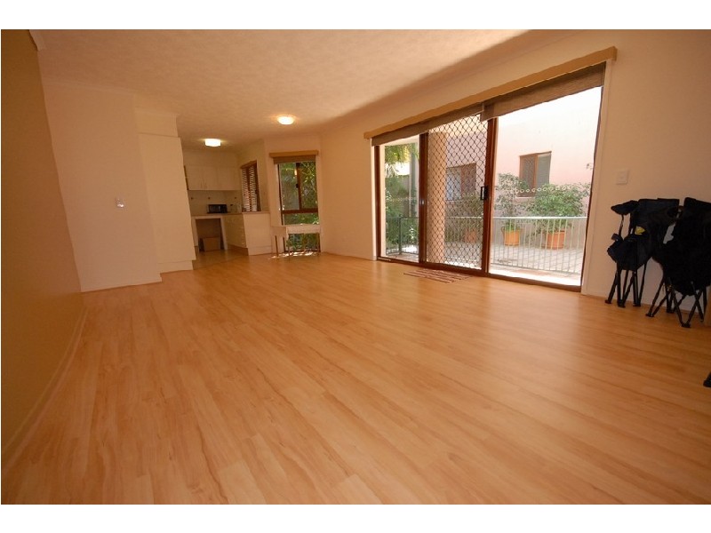 2 “Burrubee One” 1 Burrubee Street, Burleigh Heads QLD 4220