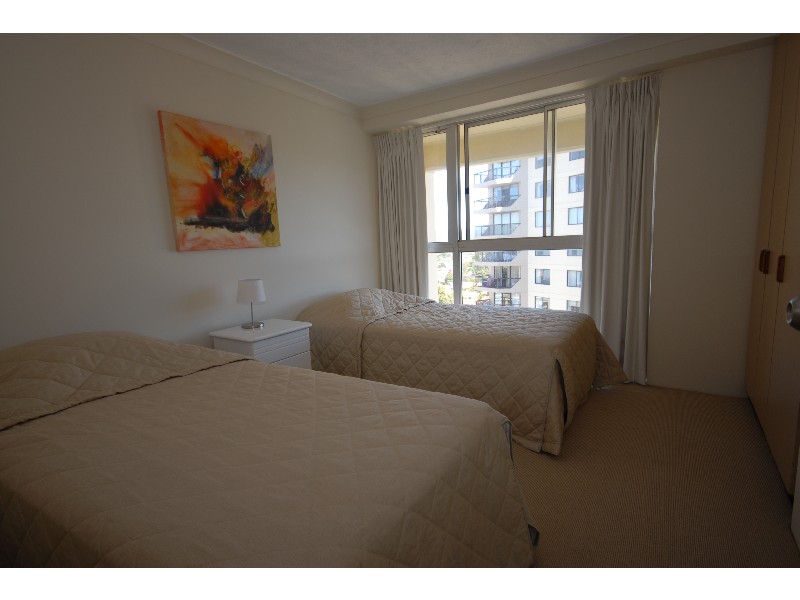 38 “Cashelmara” 170 The Esplanade, Burleigh Heads QLD 4220