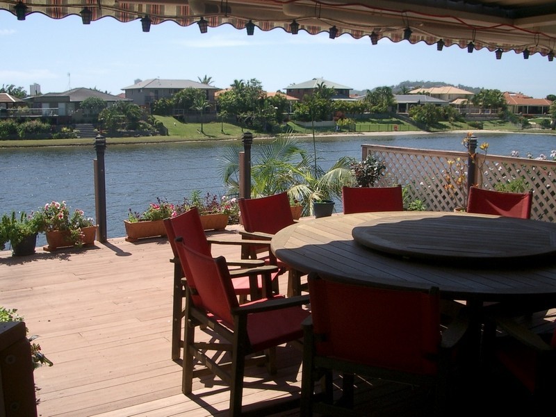 29 Cassowary Drive, Burleigh Waters QLD 4220