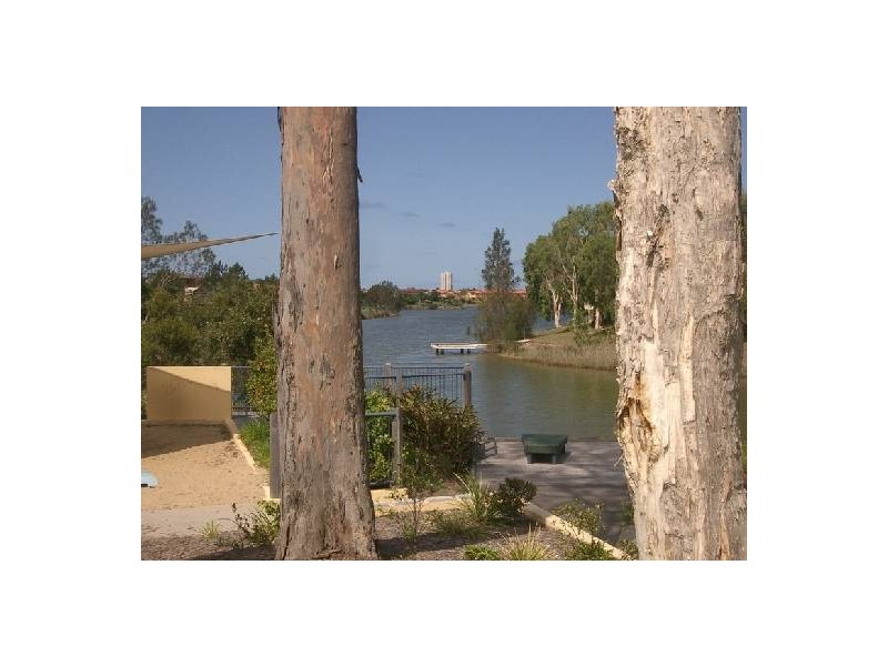 Varsity Lakes QLD 4227