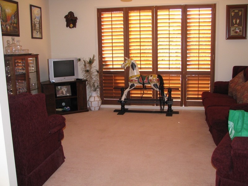 7 Coral Sea Court, Burleigh Waters QLD 4220