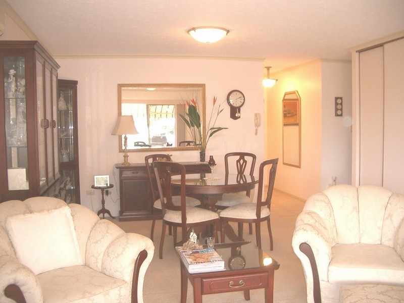 2 “Crystal View” 5 George Street East, Burleigh Heads QLD 4220