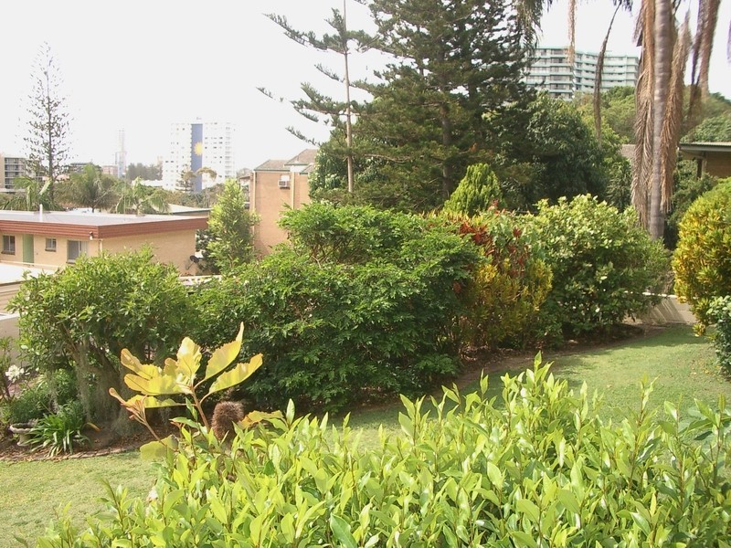 2 “Crystal View” 5 George Street East, Burleigh Heads QLD 4220