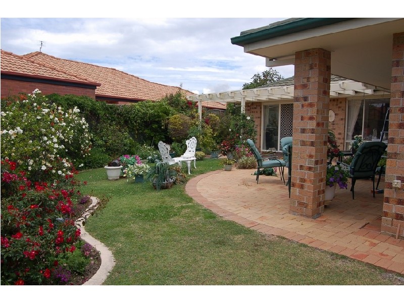 69 Dipper Drive , Burleigh Waters QLD 4220