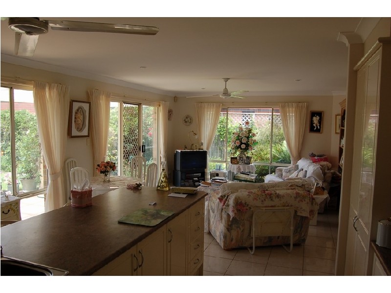 69 Dipper Drive , Burleigh Waters QLD 4220