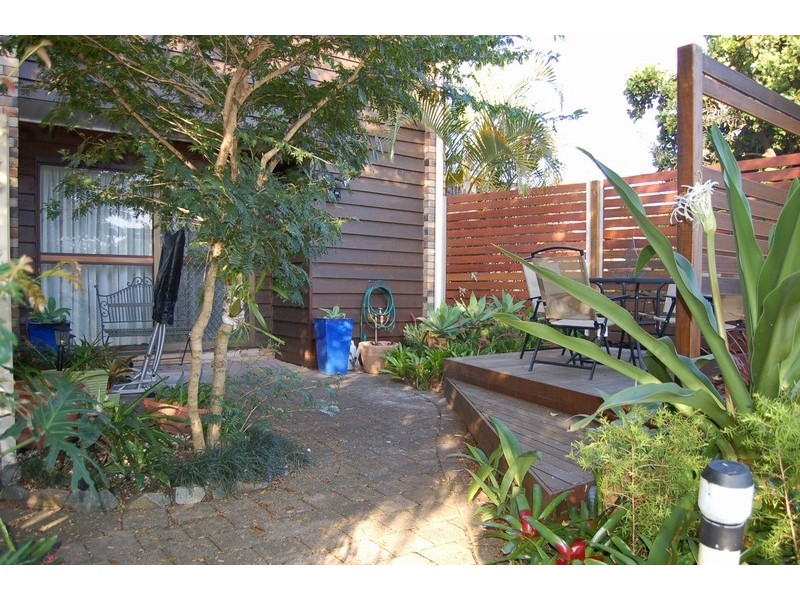 3 “Sherwood South” 26 Dunlin Drive, Burleigh Waters QLD 4220