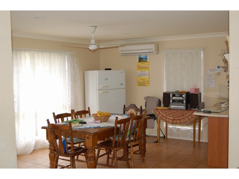 10 Eugene Drive, Varsity Lakes QLD 4227