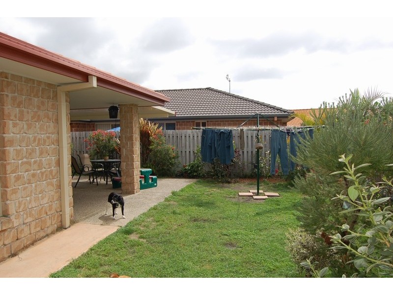 10 Eugene Drive, Varsity Lakes QLD 4227