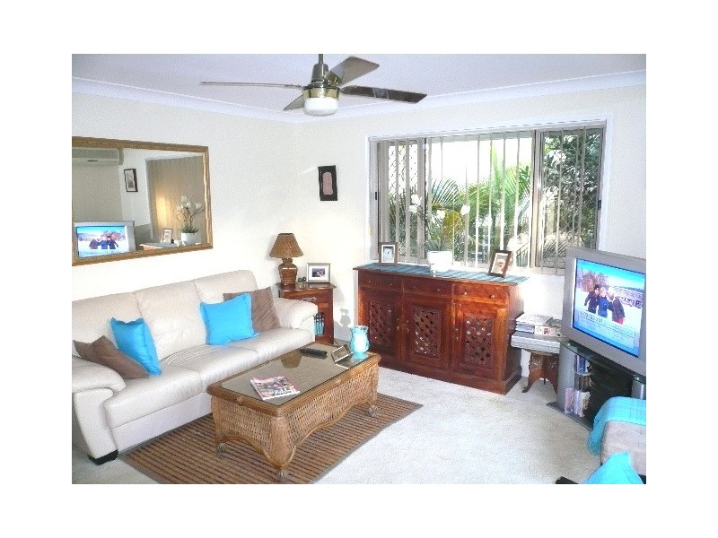 1/25 Evandale Crescent, Miami QLD 4220