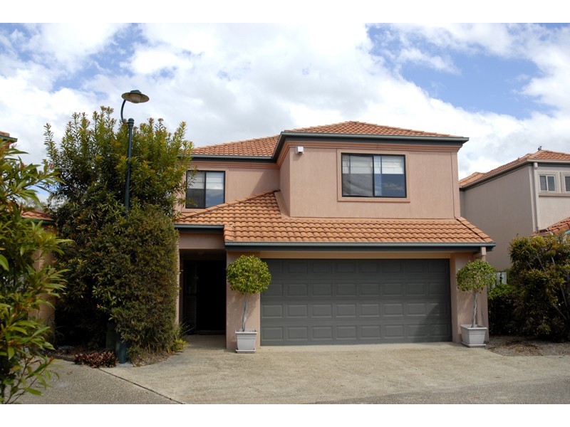 5 “Burleigh Village” 16 Gardendale Crescent, Burleigh Waters QLD 4220