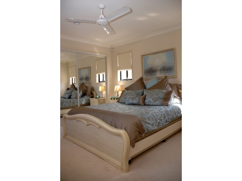 5 “Burleigh Village” 16 Gardendale Crescent, Burleigh Waters QLD 4220