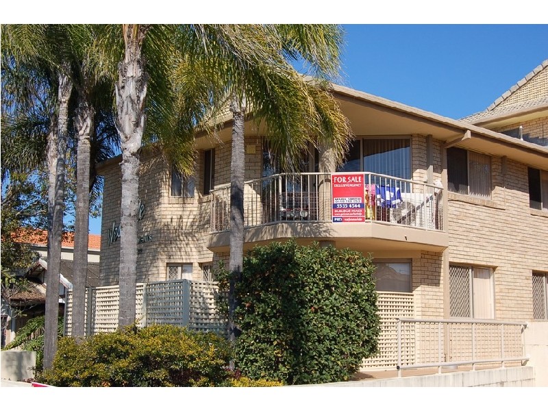 4/2032 Gold Coast Highway, Miami QLD 4220