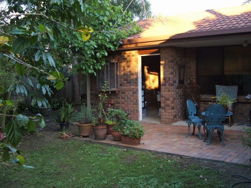 4 Gothorpe Place, Varsity Lakes QLD 4227