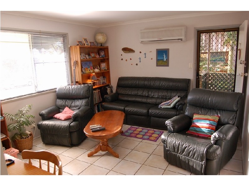 6 Grevillea Drive , Varsity Lakes QLD 4227