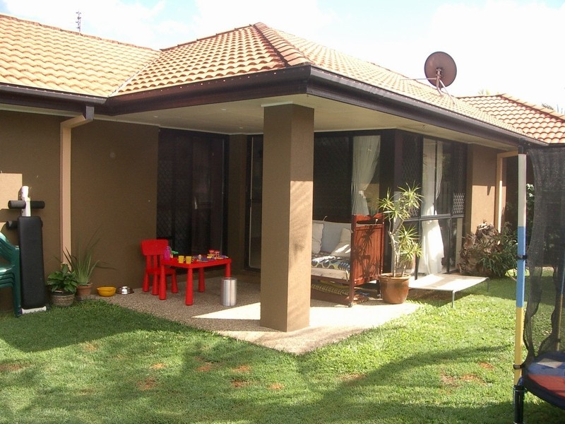 107 Harrier Drive, Burleigh Waters QLD 4220