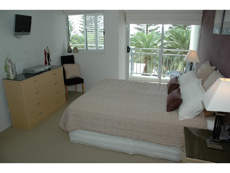 6 “Indigo Blue” 186 The Esplanade , Burleigh Heads QLD 4220