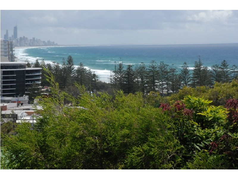 3 “Kambala” 18 Brake Street, Burleigh Heads QLD 4220