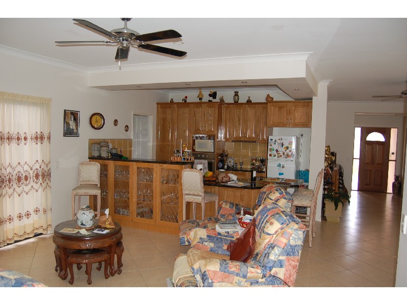 29 Lantau Cr, Varsity Lakes QLD 4227