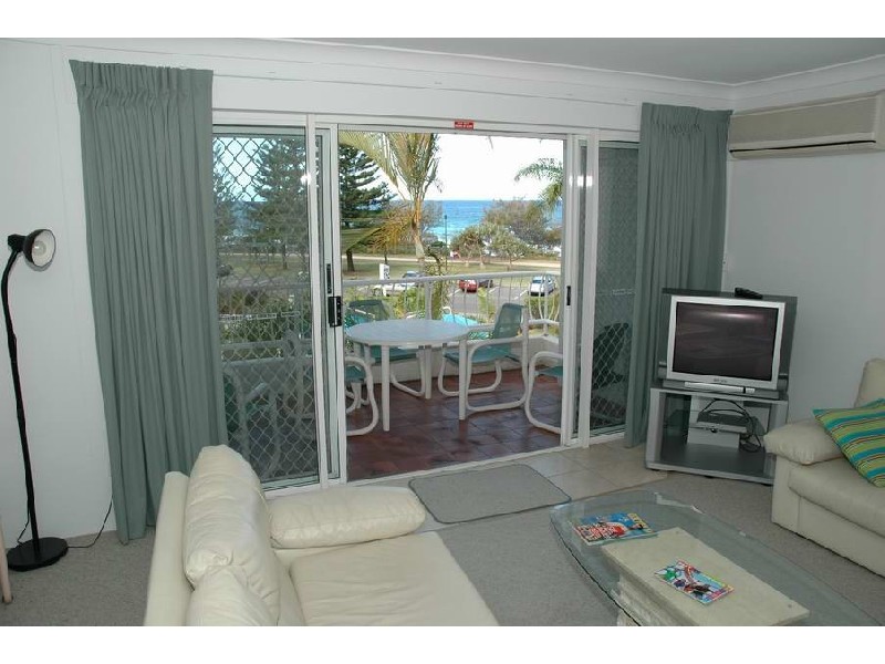 28 “Le Beach” 136 The Esplanade, Burleigh Heads QLD 4220