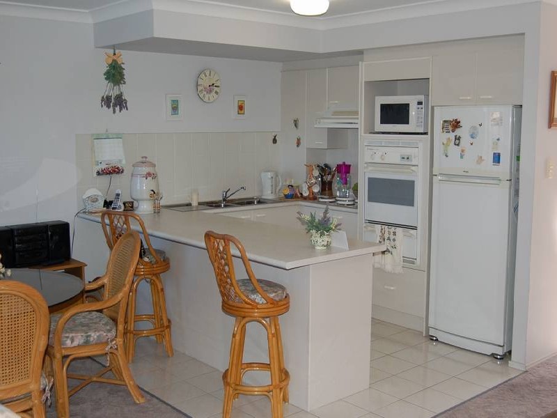 7/4 Lowood Court, Varsity Lakes QLD 4227