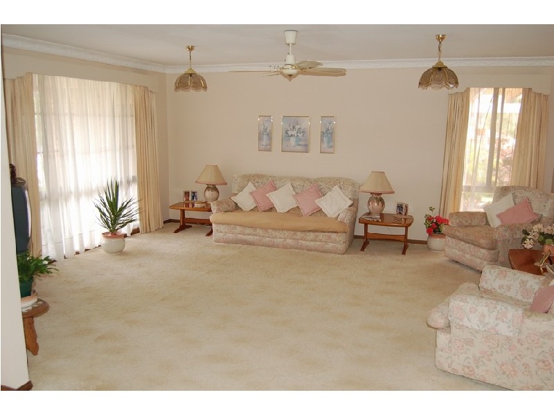 4 Mackay Place, Burleigh Heads QLD 4220