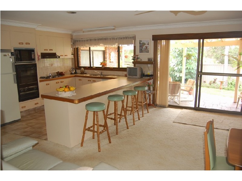 4 Mackay Place, Burleigh Heads QLD 4220