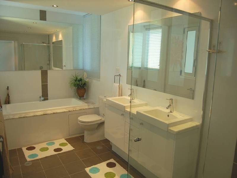 1 "Marista" 78 The Esplanade, Burleigh Heads QLD 4220