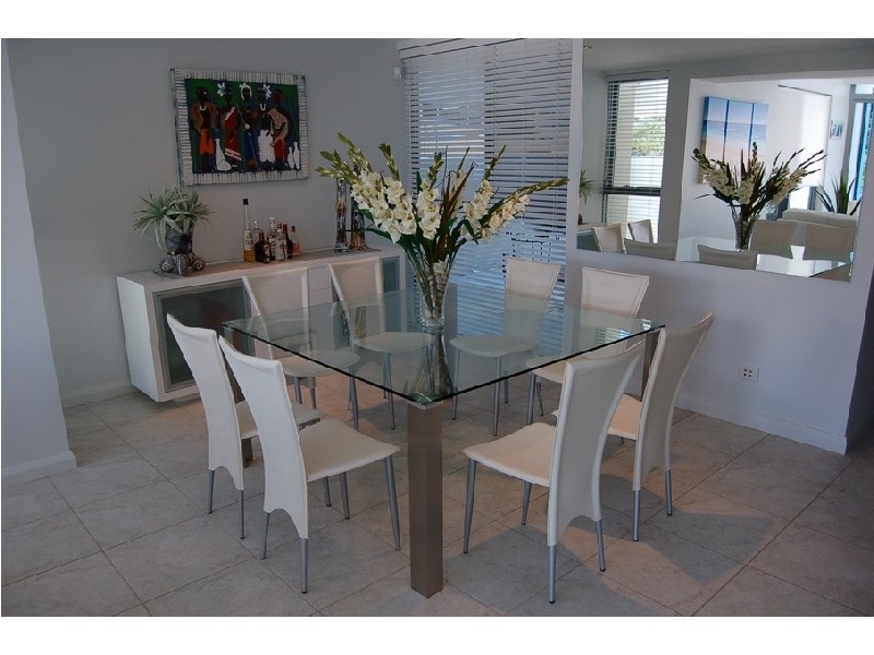 1 “Marista” 78 The Esplanade, Burleigh Heads QLD 4220