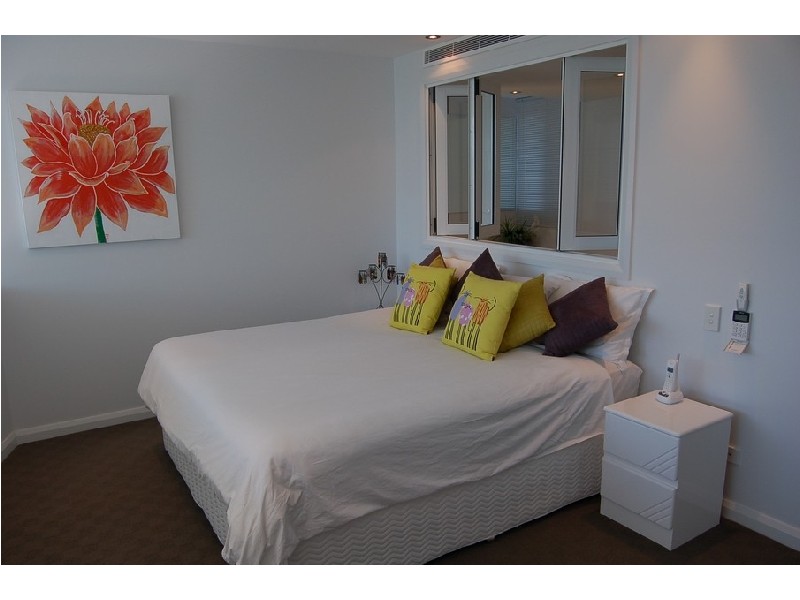 1 “Marista” 78 The Esplanade, Burleigh Heads QLD 4220