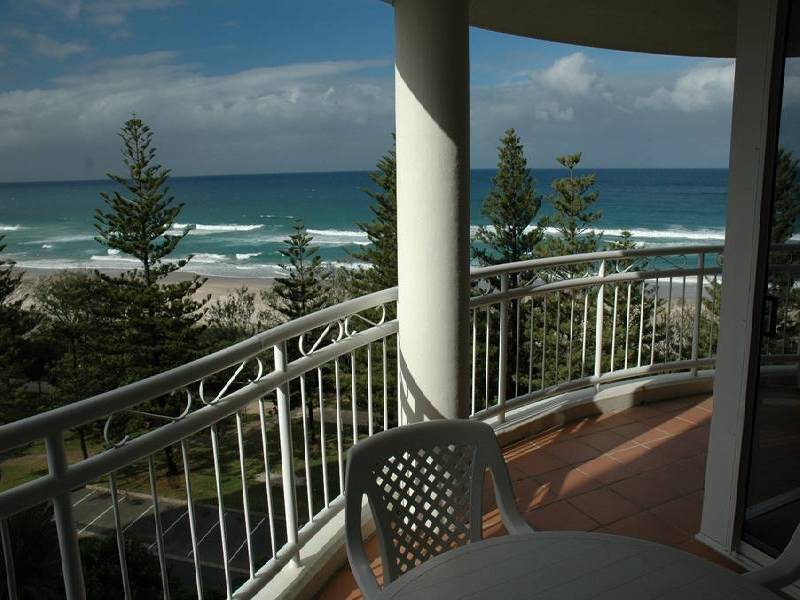 803 “The Mediterranean” 220 The Esplanade, Burleigh Heads QLD 4220