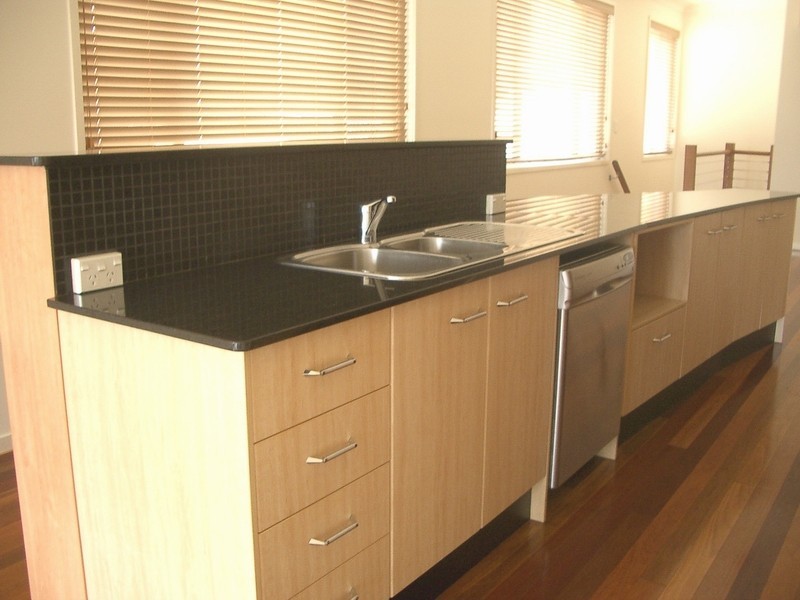 1/12 Miami Shore Parade , Miami QLD 4220