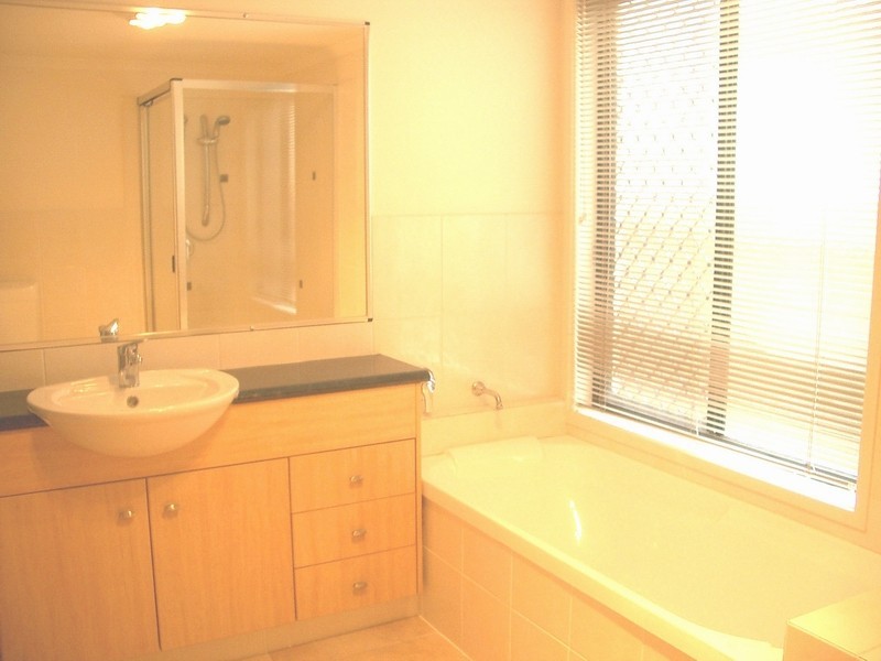 1/12 Miami Shore Parade , Miami QLD 4220