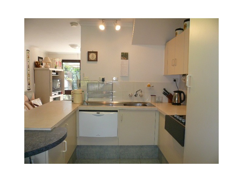 40  “Miami Village” 170 Bardon Ave, Burleigh Waters QLD 4220