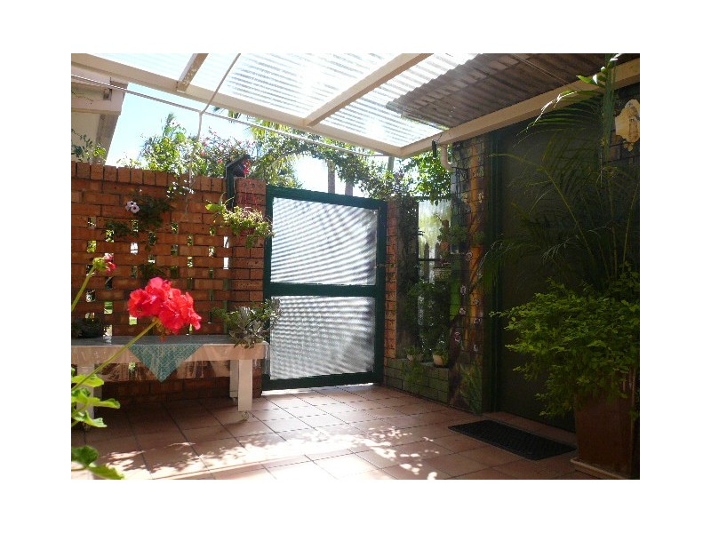 40  “Miami Village” 170 Bardon Ave, Burleigh Waters QLD 4220