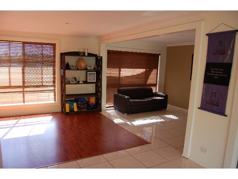 41 Montezuma Drive, Burleigh Waters QLD 4220