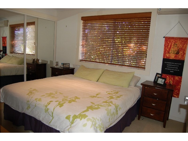 41 Montezuma Drive, Burleigh Waters QLD 4220