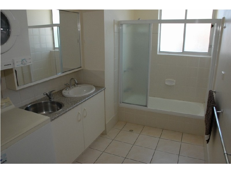 12  “Nagambie” 1 Second Avenue, Burleigh Heads QLD 4220