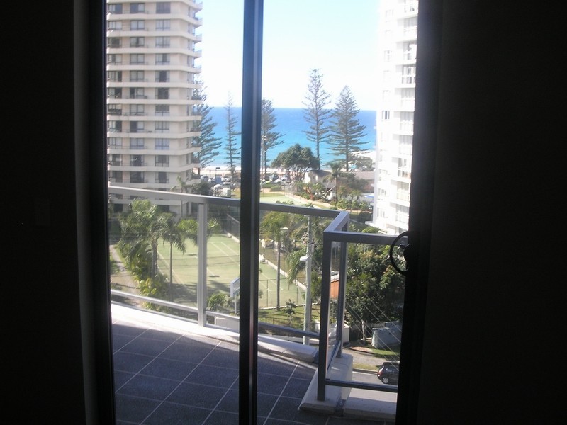 1132 “Swell” 1 Ocean Street, Burleigh Heads QLD 4220