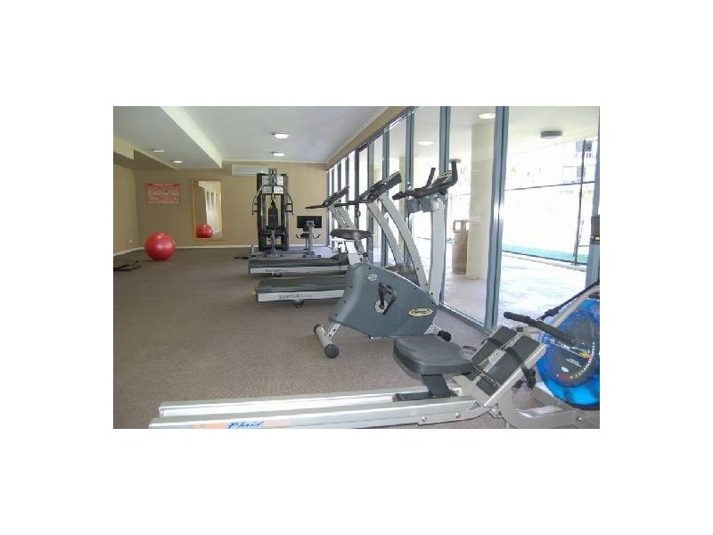 1071/1 Ocean Parade, Burleigh Heads QLD 4220