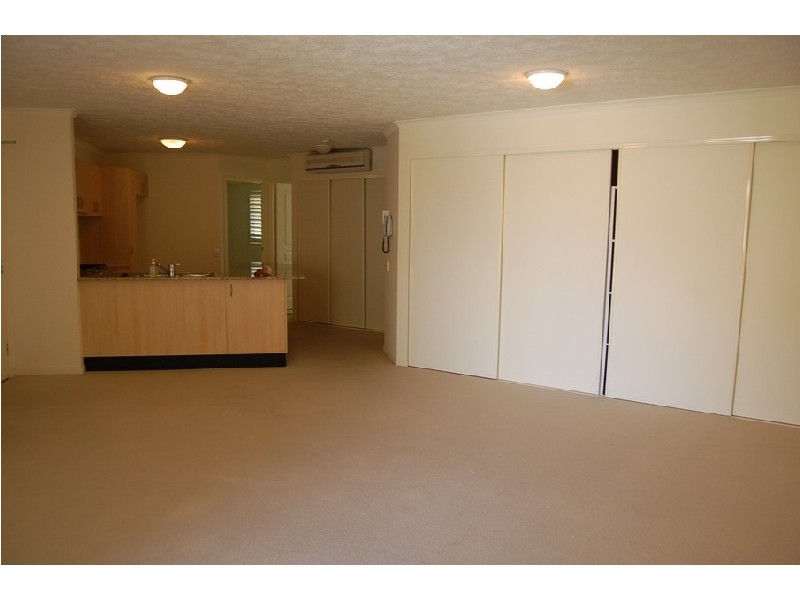 20 “The Village” 4 Park Avenue , Burleigh Heads QLD 4220